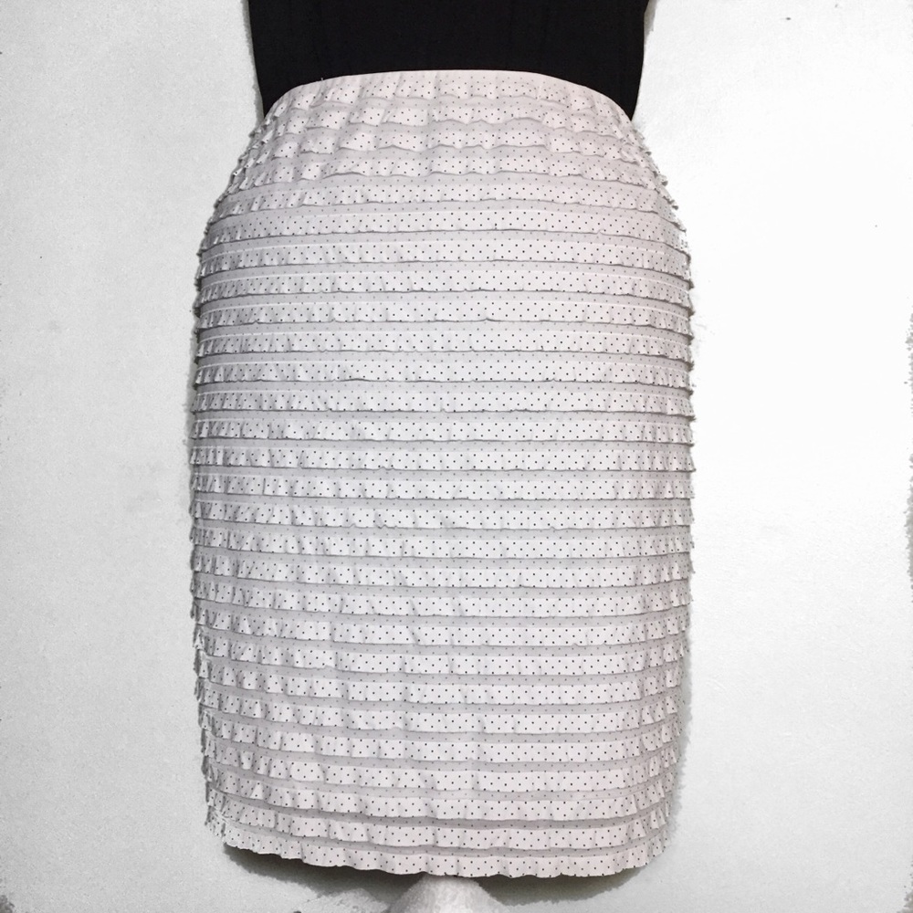 Black & White Polka Dot Ruffle Pencil Skirt 4X - Picture 2 of 5